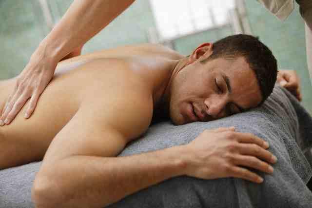 2012 Men's Valentine's Day Pampering Gifts